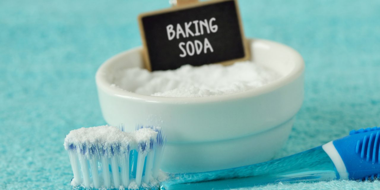 How to Whiten Your Teeth with Baking Soda: A Simple Guide for Brighter Smiles