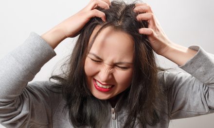 Can Hair Loss Cause Itchy Scalp? Understanding the Connection Between Follicle Health and Scalp Irritation